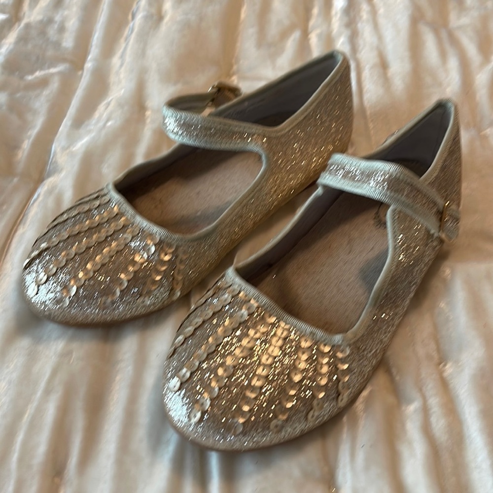 Joyfolie girls size 5 gold Mary jane sequin slippers